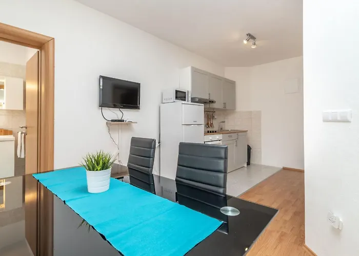 Superior-apartment Mit Einem Schlafzimmer In Strandnaehe By Interhome Apartman *